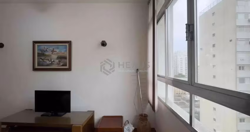 Apartamento com vista livre a uma quadra da praia das pitangueiras de 2 quartos, guarujá-sp.