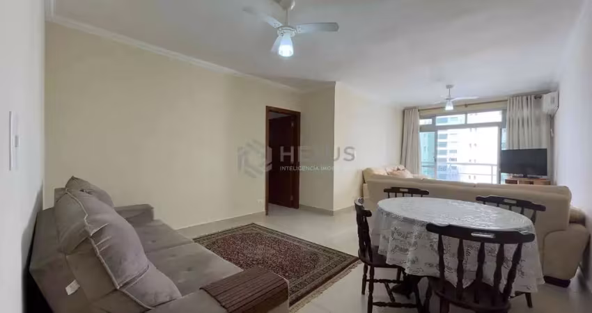 Apartamento com varanda, reformado, vista mar, quadra mar da praia das pitangueiras - 3 quartos (1