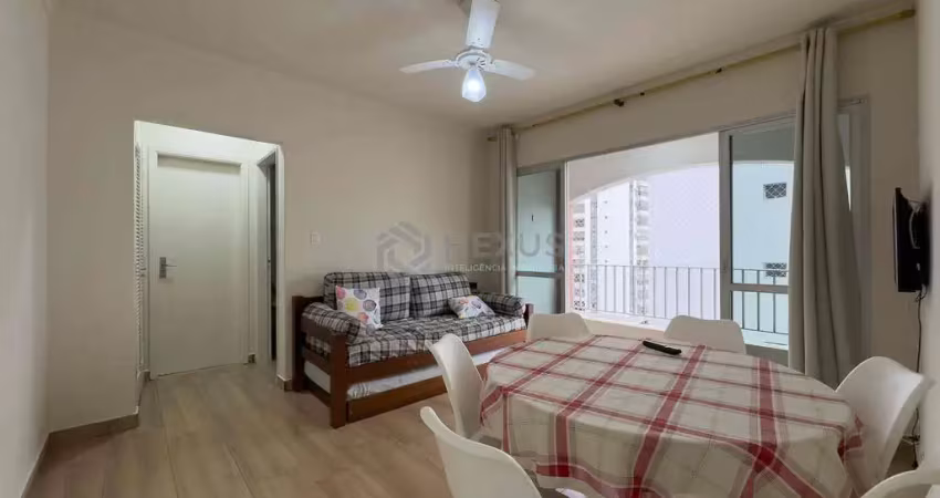 Apartamento com varanda e vista livre a duas quadras da praia das pitangueiras, guarujá-sp - 1 quar