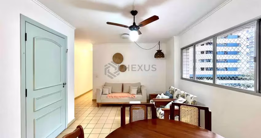 Apartamento com varanda e vista livre a uma quadra da praia das pitangueiras, guarujá-sp - 2 quarto