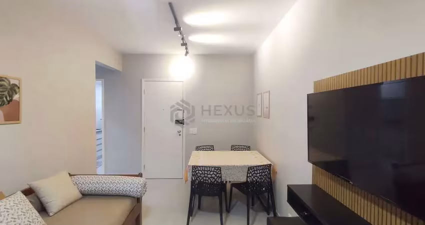 Apartamento frente mar reformado com varanda e vista mar na praia das asturias, guaruja