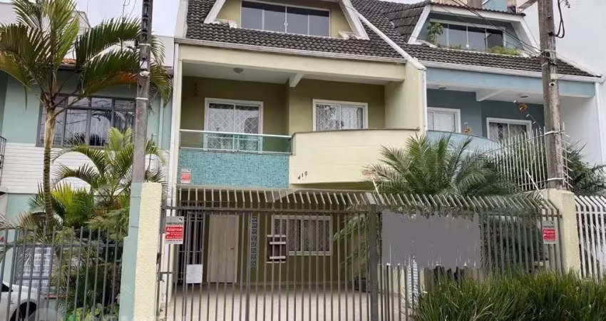 Sobrado com 4 quartos  para alugar, 255.00 m2 por r$6800.00  - agua verde - curitiba/pr
