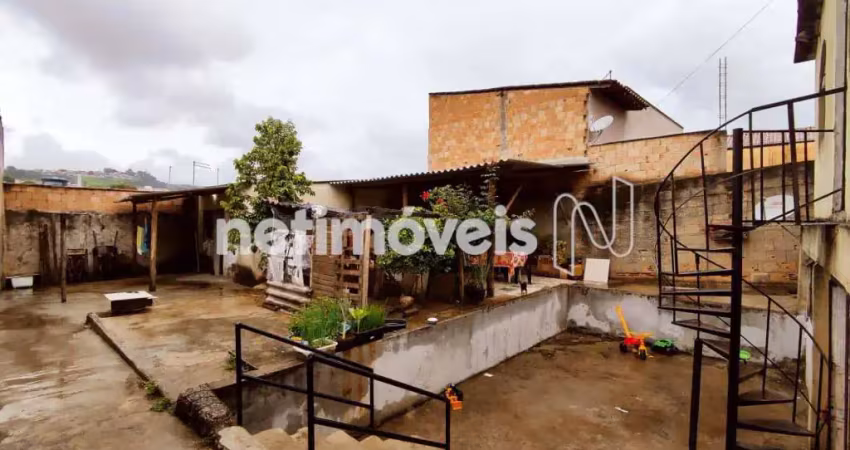 Casa com 4 quartos à venda na Rua Rio de Janeiro, Vila Universal, Betim
