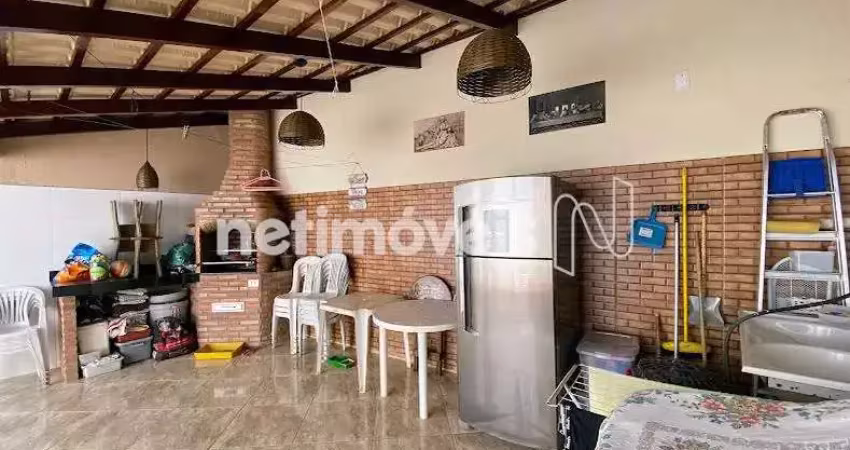 Casa com 2 quartos à venda na Rua das Quaresmeiras, Betim Industrial, Betim