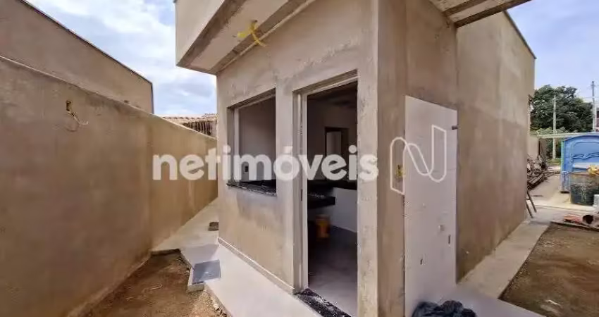 Casa com 2 quartos à venda na Rua das Quaresmeiras, Vila Verde, Betim