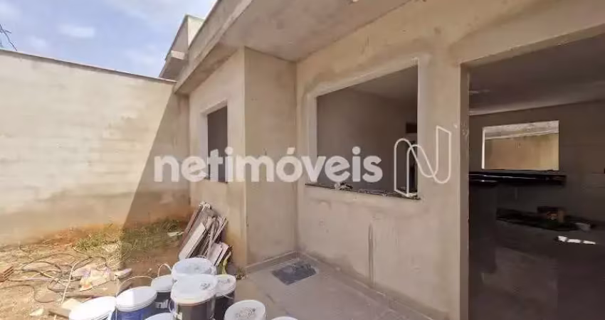 Casa com 2 quartos à venda na Rua das Quaresmeiras, Vila Verde, Betim