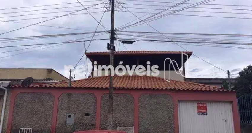 Casa com 3 quartos à venda no Petrovale, Betim 