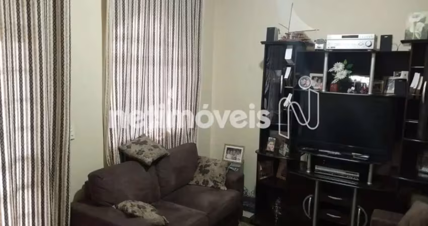 Casa com 3 quartos à venda no Jardim Petrópolis, Betim 