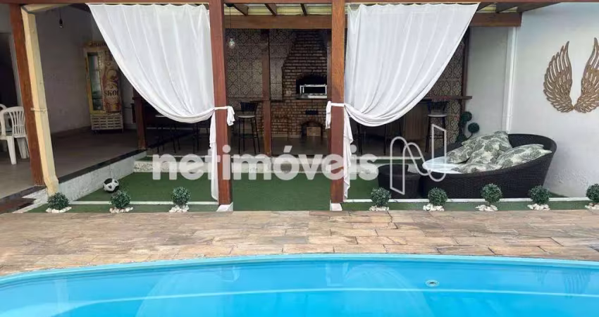 Casa com 3 quartos à venda na Vila Universal, Betim 