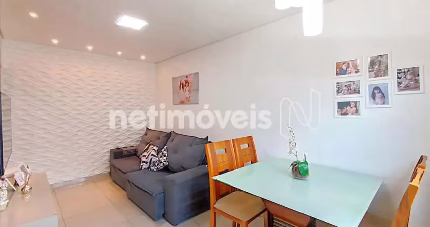 Casa com 2 quartos à venda na Rua Treze, Alto das Flores, Betim
