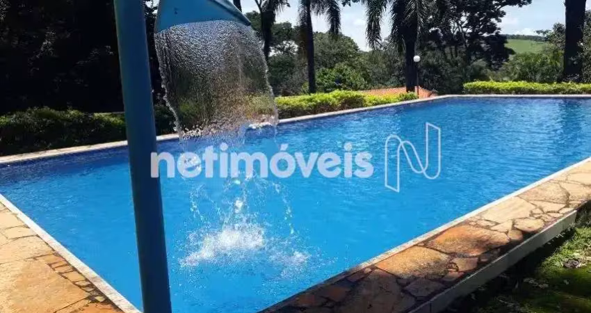 Chácara / sítio com 3 quartos à venda na Rua Araras, Santo Antônio, Betim
