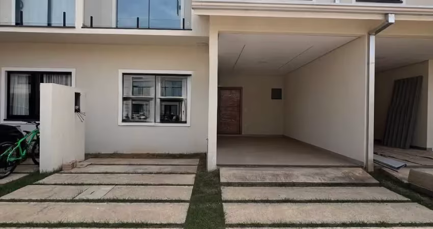 Excelente sobrado com uma área de lazer sensacional, agende hoje mesmo uma visita e venha viver com qualidade, unindo conforto, lazer e segurança em um só lugar