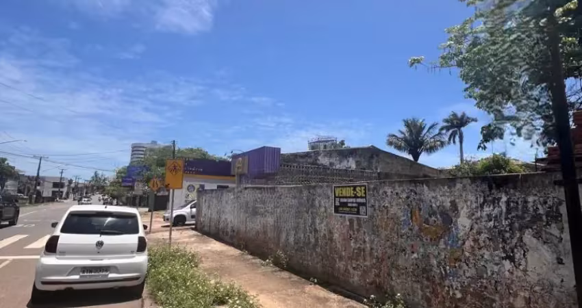 Negócio de ocasião: terreno exclusivo, prático com localização privilegiada, frente para duas ruas!
