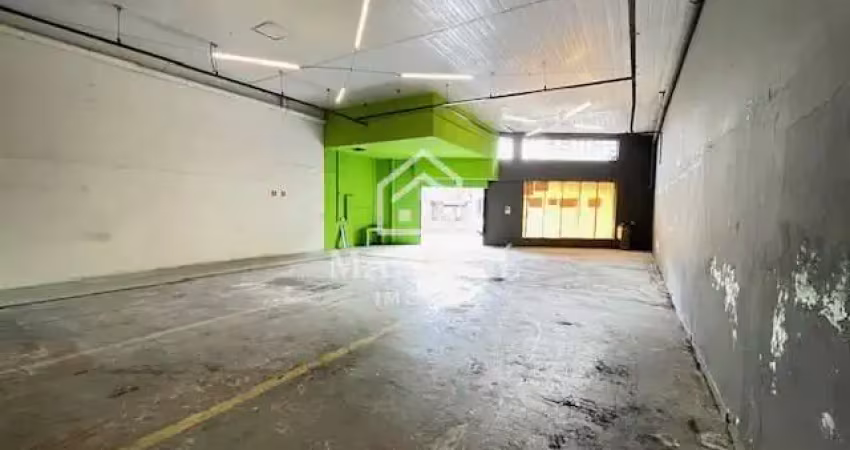 Barracão / Galpão / Depósito à venda na Vila Bertioga, São Paulo 