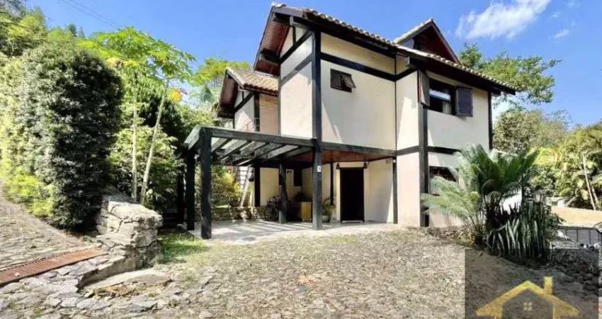 Casa em condomínio fechado com 3 quartos à venda na Rua Três Rios, Granja Viana, Carapicuíba