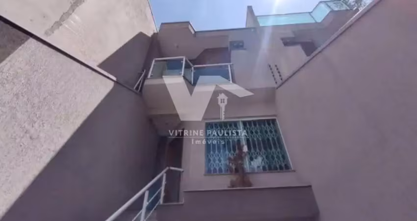 Sobrado à venda na vila santa isabel, com 3 dormitórios, 1 suíte e 2 vagas. possui varanda na suíte e um terraço duplo.
