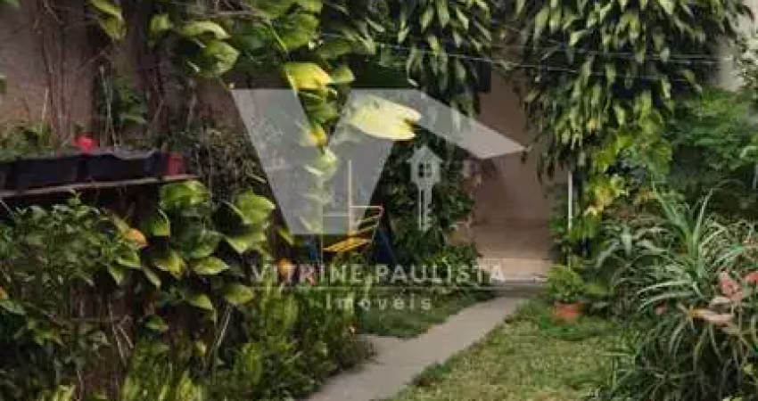Sobrado à venda na vila carrão, com 4 dormitórios e edícula completa. amplo quintal com área verde e churrasqueira coberta.