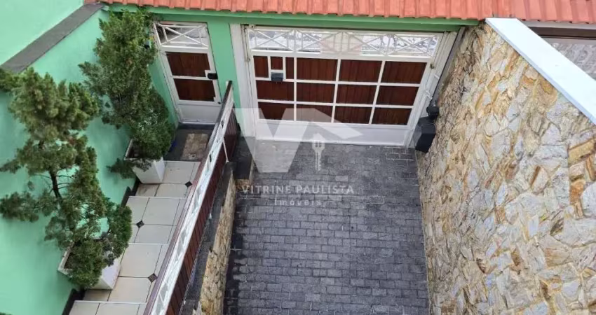 Sobrado à venda na vila guilhermina, com 4 dormitórios, 1 suíte e 5 vagas de garagem. possui 1 dormitório no piso térreo.