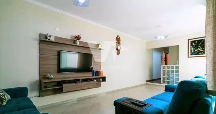 Sobrado à venda na vila carrão, com 5 dormitórios, 3 suítes e 2 vagas de garagem cobertas. perto do shopping anália franco.