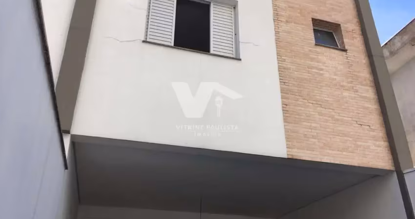 Sobrado novo para venda (saúde), 260 m², 3 suítes, 4 wcs, lareira, jardim de inverno e 4 vagas.