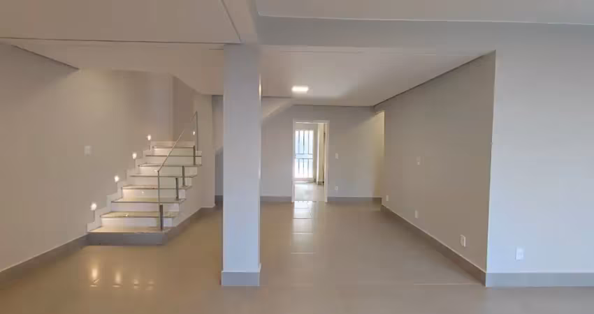Sobrado 5 quartos (3 suítes) + cozinha planejada + escritório | quadra 06, sobradinho