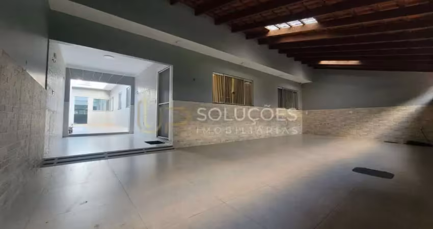 Casa 3 quartos (suíte c/ closet) + cozinha planejada | quadra 01 | sobradinho-df