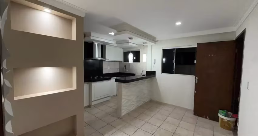 Lindo apartamento pronto pra morar, com planejados e comércio diversificado