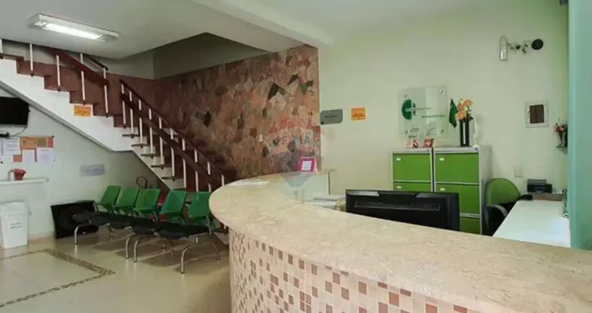 Ótima casa duplex que pode ser revertida para residencial no jardim guanabara, com edícula anexa