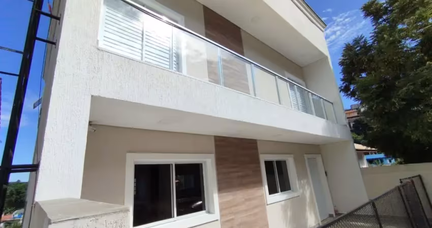 Casa luxuosa para aluguel no condomínio estância da serra - 3 suítes e segurança 24h em mairiporã!