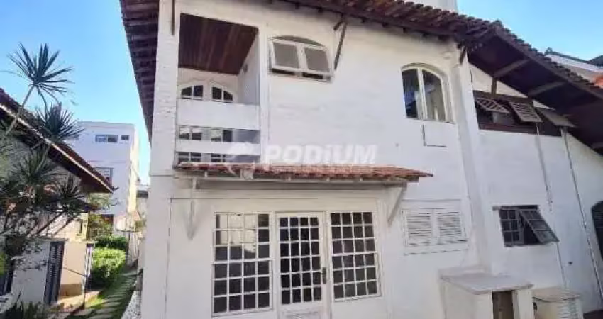 Recreio dos bandeirantes | casa triplex 4 quartos, sendo 4 suites