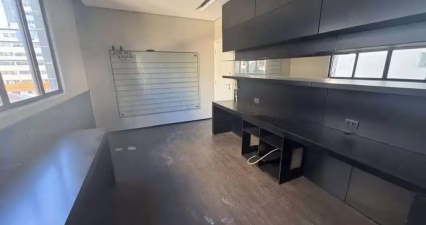 Sala comercial com 1 sala à venda na Rua Martim de Carvalho, Santo Agostinho, Belo Horizonte