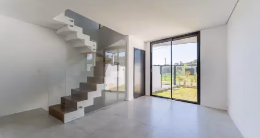 Casa com 3 quartos à venda na Rua Paulo Sampaio, 0000, Jardim Varan, Suzano