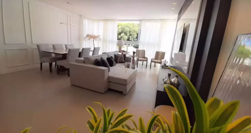Apto alto padrão; impecável e totalmente mobiliado. novo!