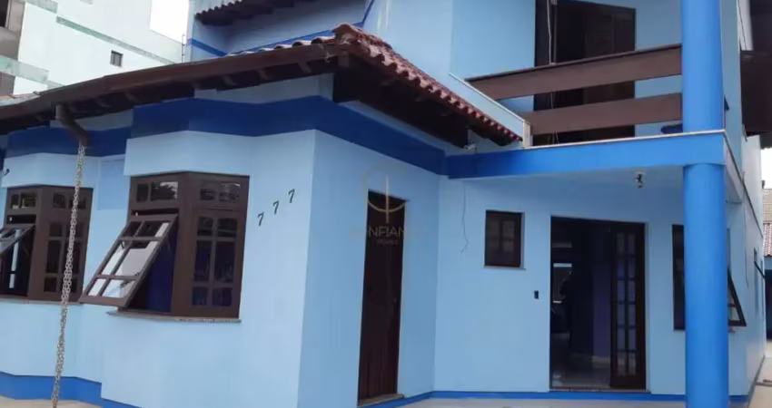 Casa com 5 quartos à venda no Centro, Canoas 