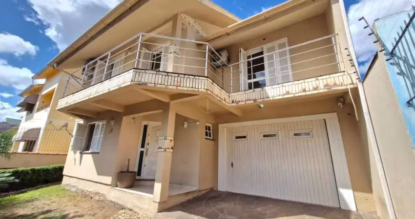 Casa com 4 quartos à venda no São José, Canoas 