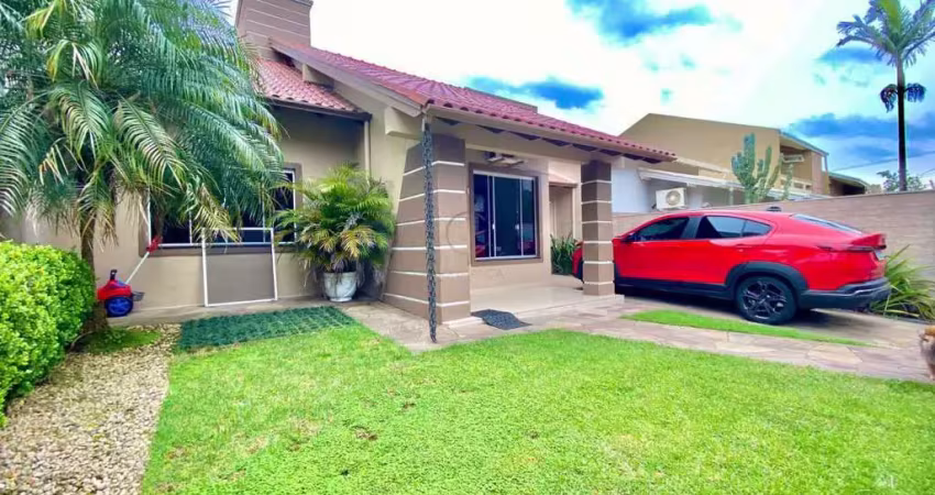 Casa com com 3 dorm-suíte - piscina - no moinhos de vento