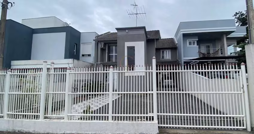 Casa com 4 quartos à venda no Estância Velha, Canoas 