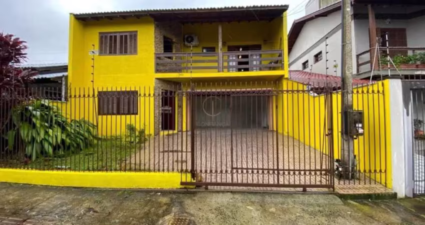 Sobrado com 04 dormitórios, sendo 01 suíte, no moinhos de vento em canoas