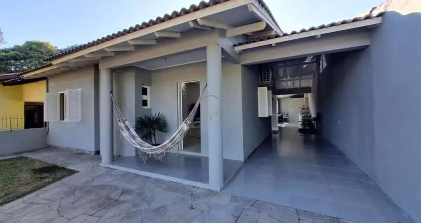 Casa com 5 quartos à venda no Fátima, Canoas 