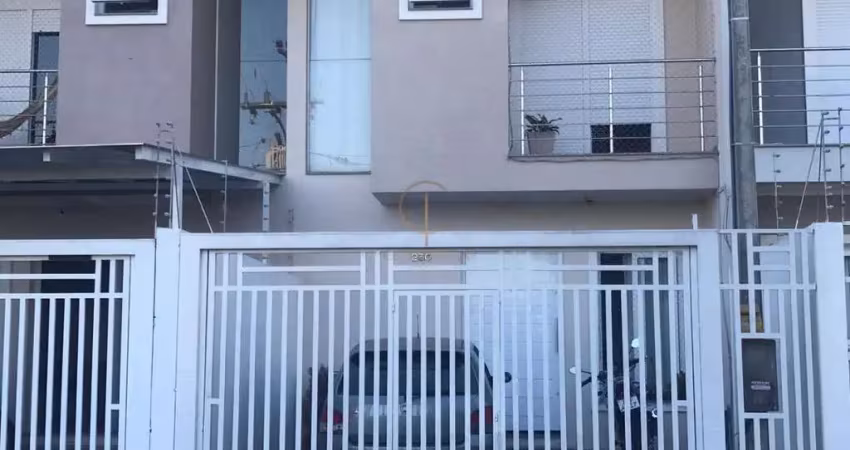 Sobrado 2 dormitórios, sendo 2 suítes, no bairro igara