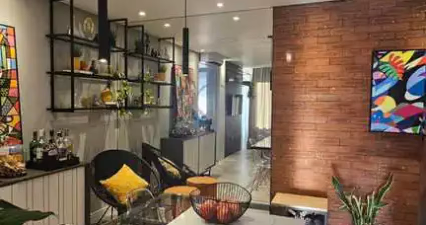 Aconchegante apartamento com 2 dormitórios, vaga coberta, no centro de canoas