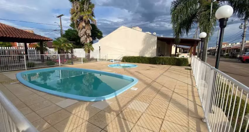 Casa térrea com 02 dormitórios em condomínio no olaria em canoas