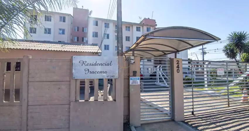 Apartamento com móveis planejados e uma vaga de garagem no bairro igara