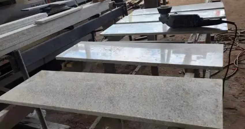 Barracão / Galpão / Depósito para alugar no CIVIT II, Serra 