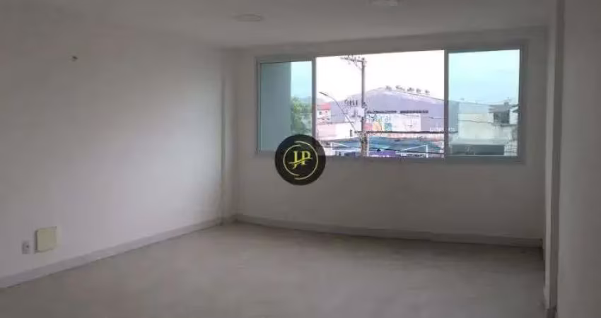 Sala com 35,60m² com elevador na avenida principal em colina de laranjeiras