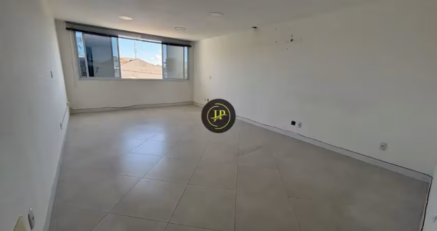 Sala com 35,60m² com elevador na avenida principal em colina de laranjeiras