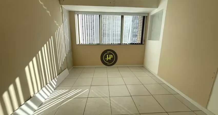 Sala comercial ampla de 40,00m² com garagem na reta da penha