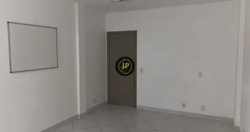 Imperdível sala 50m² com excelente localização na mata da praia
