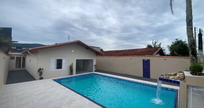 Casa isolada com piscina – lote inteiro em itanhaém/sp!