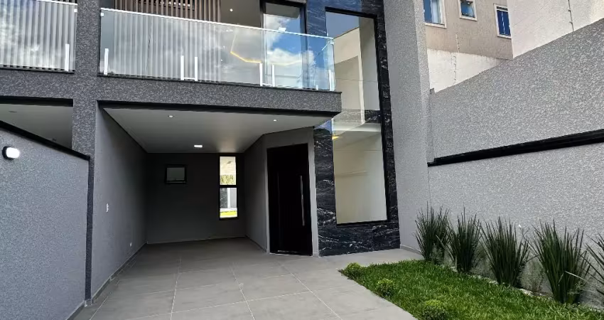 Lindo sobrado no bairro iguaçu - localização privilegiada, acabamento de alto padrão